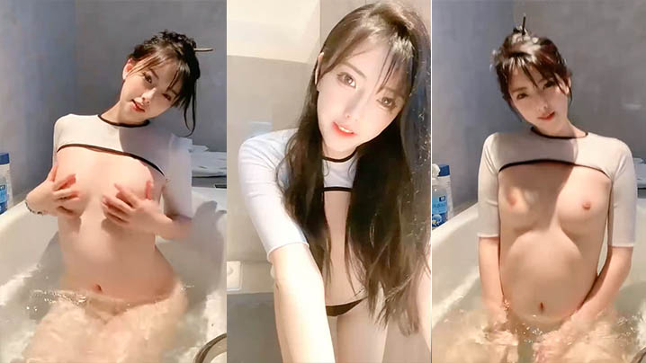 这美女的奶真是极品粉色，逼又嫩叫人如何不搞她呢}