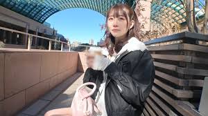 SIRO-5511 【初拍】酒窝是爱情陷阱！像偶像一样可爱的娇小女孩，申请体验快感是什么感觉？！长靴和迷你裙展现绝对领域，让任何男人都为之倾倒！礼貌的口交松山南}