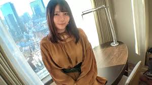 SIRO-4769 [第一枪] [纯敏感娘] [巨喷] 发现一个E罩杯素人美女，摸到哪里都能感觉到。发育中的敏感体享受著还没体验过的快感，在迷茫的同时逐渐著迷..网络上的AV应用→AV体验拍摄1740}