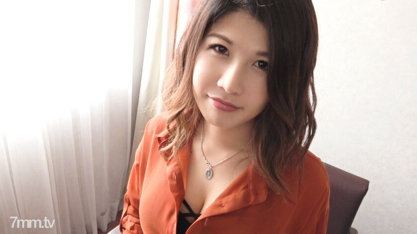 SIRO-3617 【第一枪】网络AV应用→AV体验拍摄890派板马●满汁溢出柯！用网动情色屁股的碾压女牛仔是必看的！ !!勃起被深深刺穿，表情难忍！ !!}