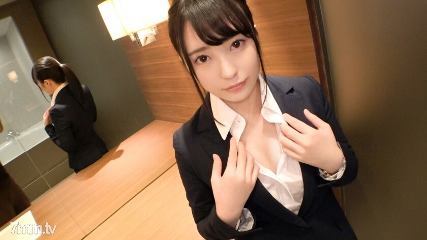 SIRO-4144 [第一枪] [天使级激川新毕业生员工] [我生命中的第二个人..] 上○大学毕业生○在Tomo Shoji工作的Miyu-chan。没有经验的新员工弄湿了 Mima ○ Ko .. 网络上的 AV 应用 → AV 体验拍摄 1236}