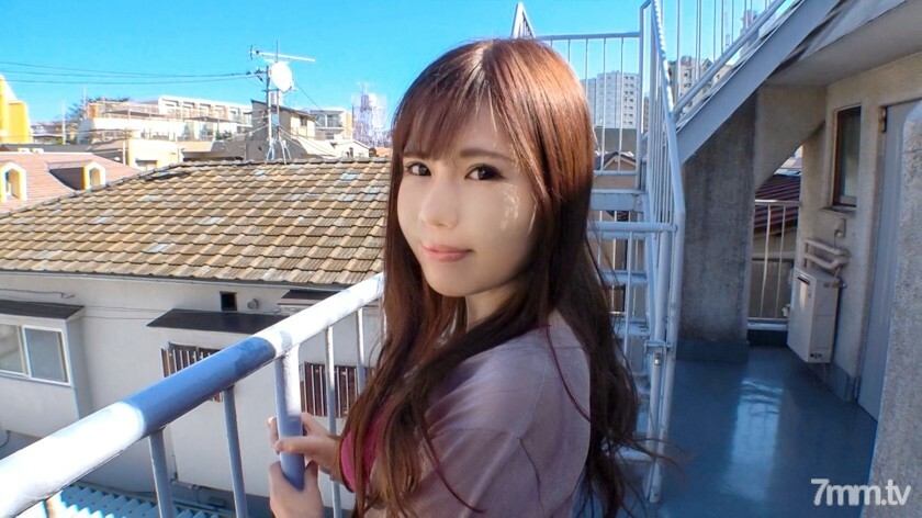 SIRO-4015 【第一枪】【蓬松G派】【吞噬阳具的腰使】洒下性感的年轻魅力少女被G奶抢了..应用业馀，第一次AV拍摄116}