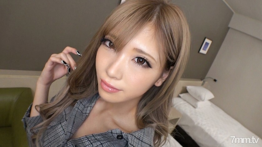 SIRO-4013 [第一枪] [Geki Kawa gal] [Sassy Kansai 女孩] 一个厚脸皮的 18 岁女孩将她所有的力量投入到她的阴茎中。网上AV应用→AV体验拍摄1153}