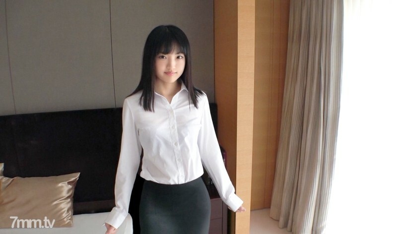 SIRO-4305 【第一枪】【软奶修长身材】【保持生涩】初出茅庐的东京少女，依旧有著单纯的感觉。给腹肌加力的死神也太猥琐了..网上AV应用→AV体验拍摄1377}