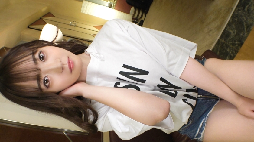 SIRO-5212 在度假村打工完成的苗条身材和紧致的屁股，骑在男人的身体上！ ！开朗少女狂舞，敏感乳头受到攻击！ 【初拍】AV线上申请→AV体验拍摄2114}