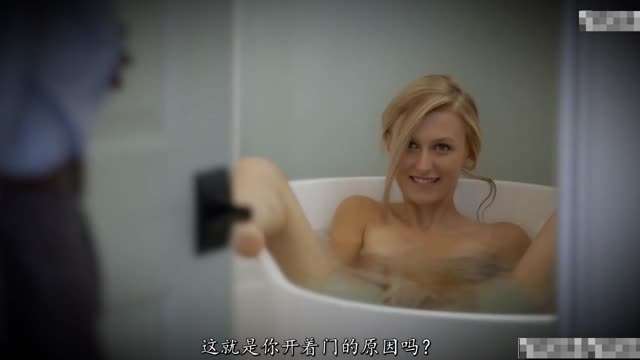 美女大战两个黑人，一个内射，一个颜射