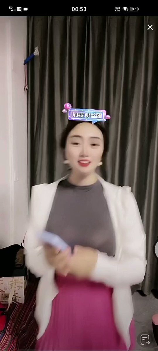 抖音_黎家姑娘&amp;素素  紧身衣巨乳超级诱惑，妥妥的G奶}