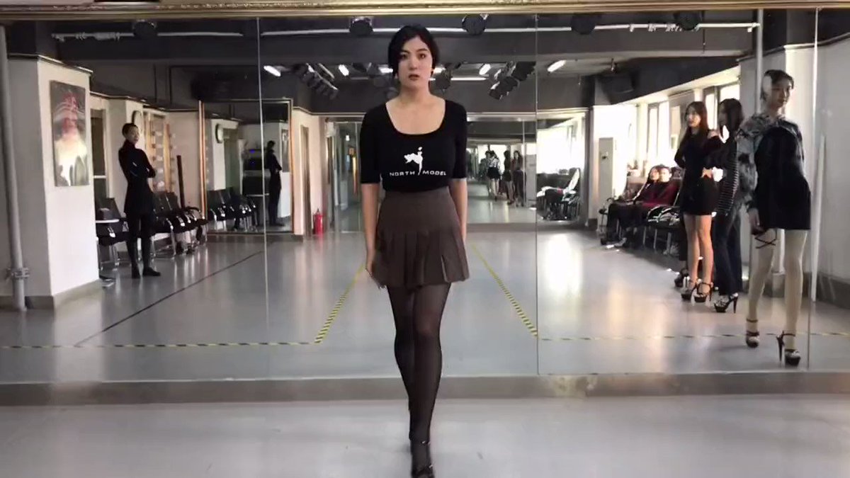 姐发的都是抖音绝版的大奶美女}