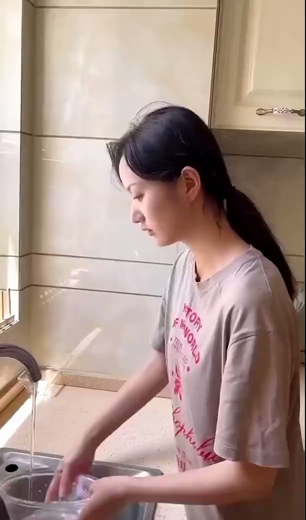 抖音网红焕儿超级变装！}