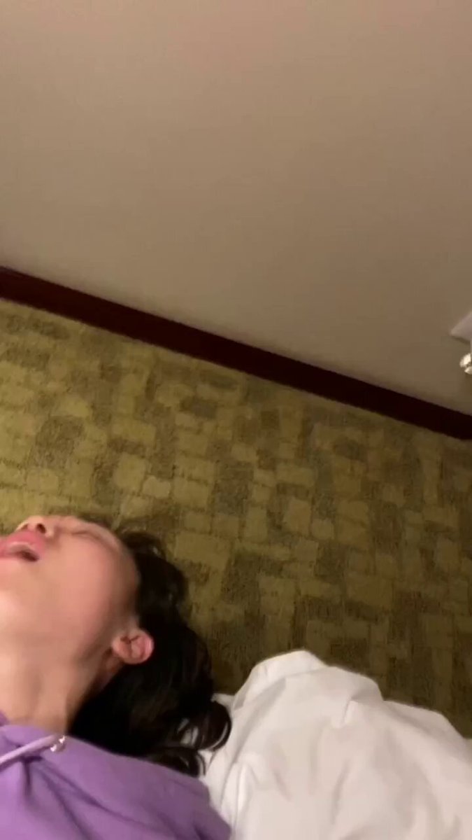 婚后吃不饱的前女友，每次都心不甘情不愿的找我约炮}