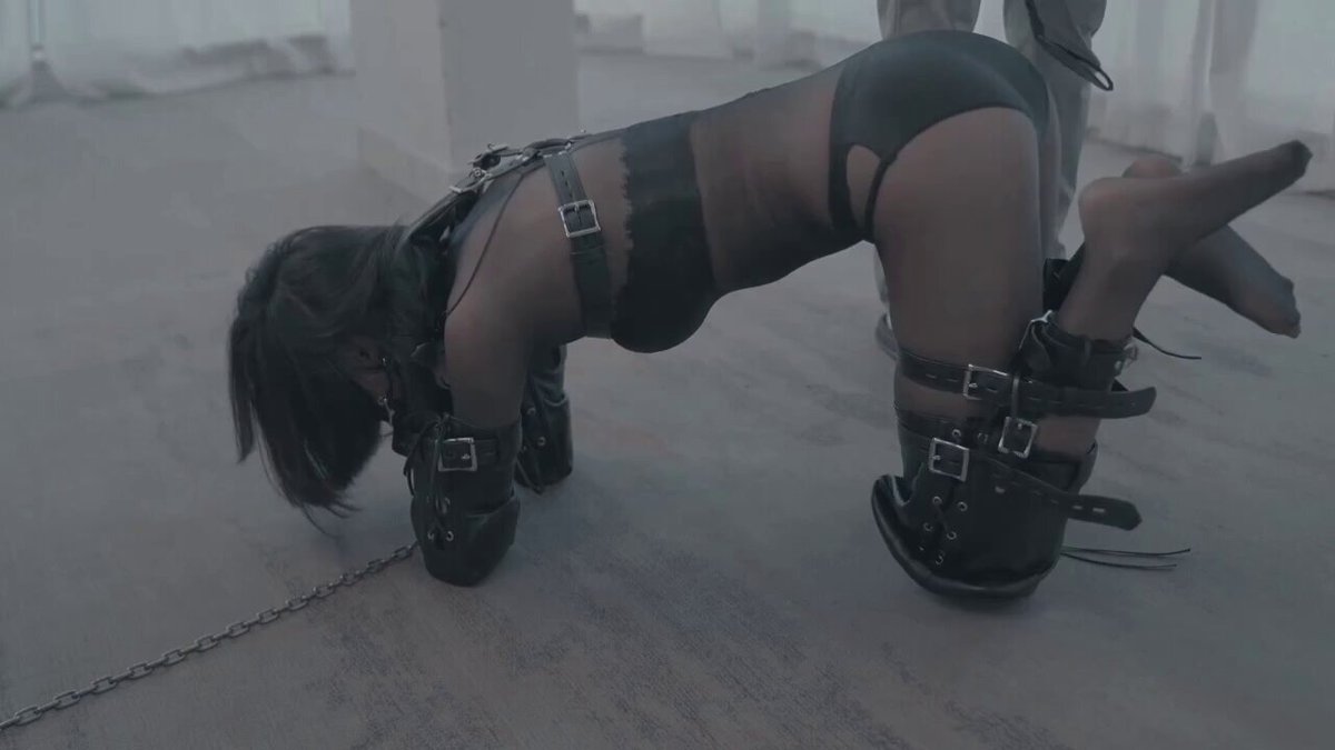 调教黑丝套装小母狗